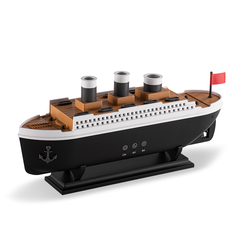 Retro Ship Aroma Diffuser & Humidifier — Ultrasonic Desktop Aromatherapy with LED Light