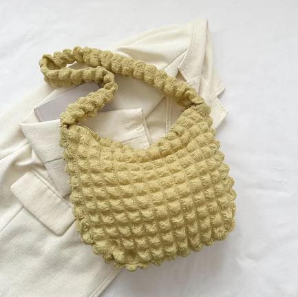 Quilted Dumpling Tote Bag — Chic Everyday Shoulder Bag with Interior Organizer